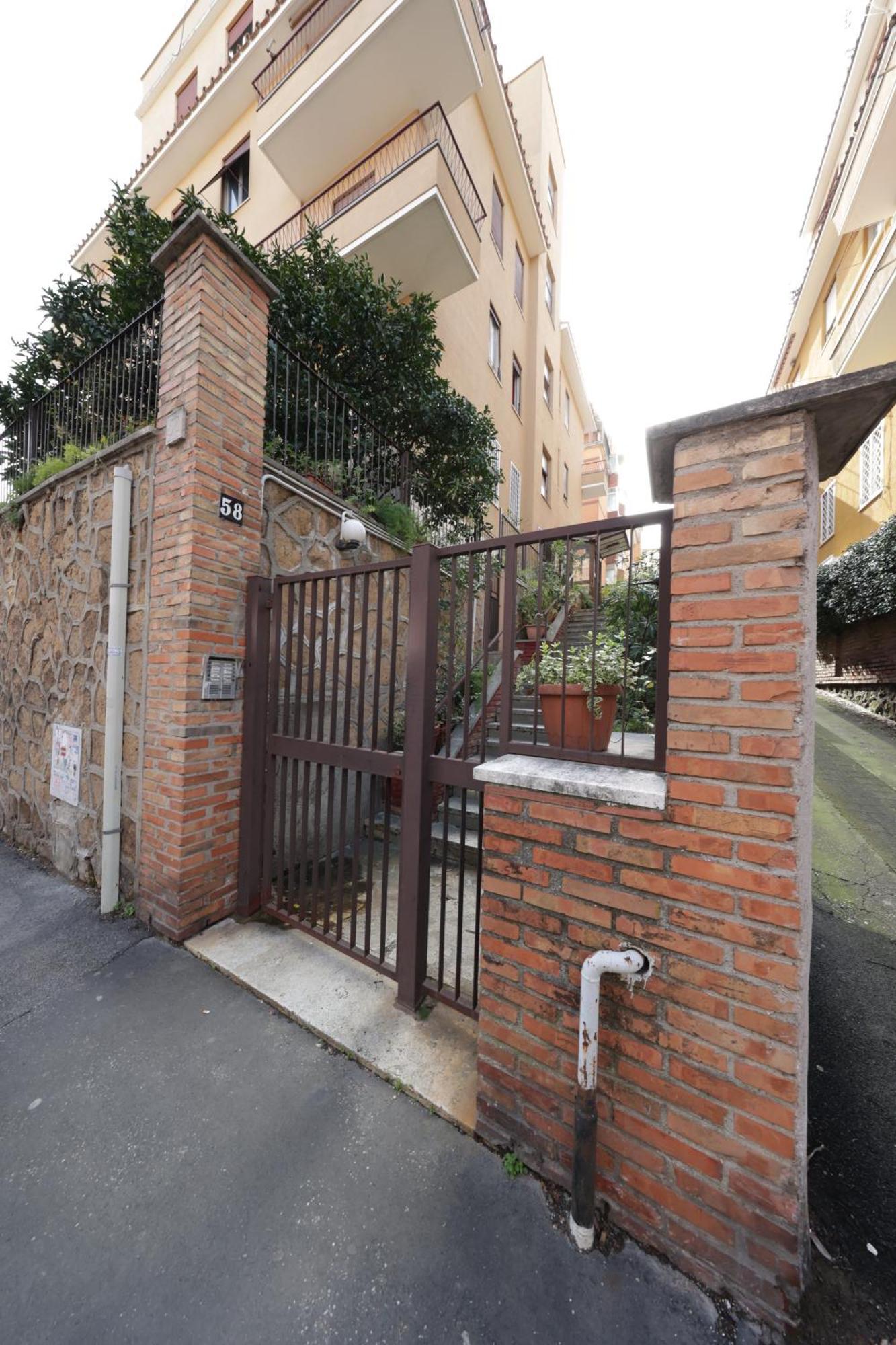 San Pietro City Center Close To The Subway Roma Exterior foto